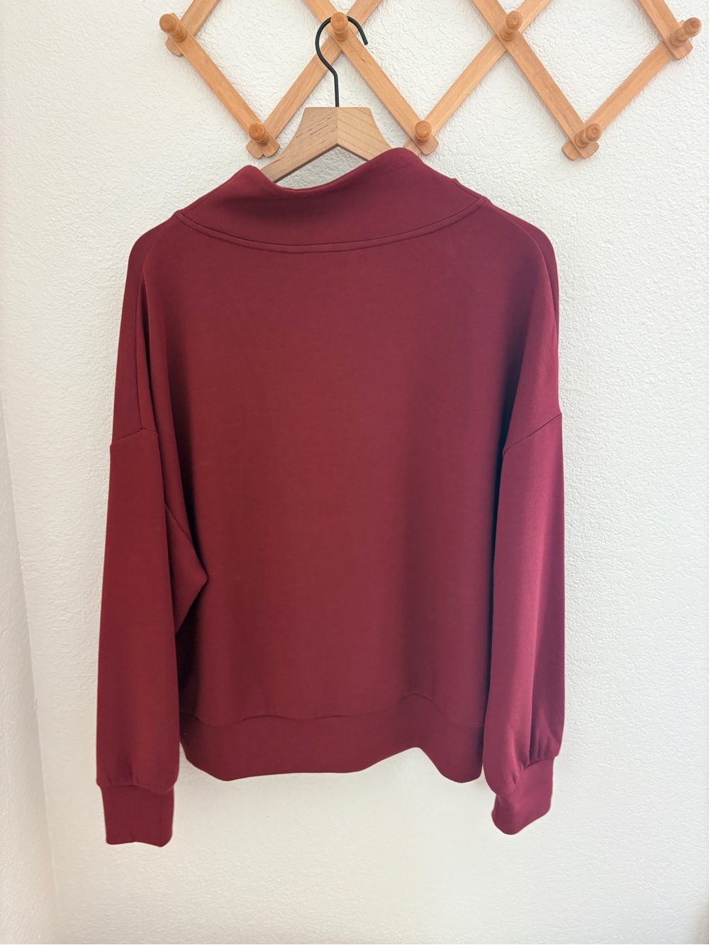 NWT Varley Hawley Half-Zip Pullover in New Maroon - Picture 10 of 14